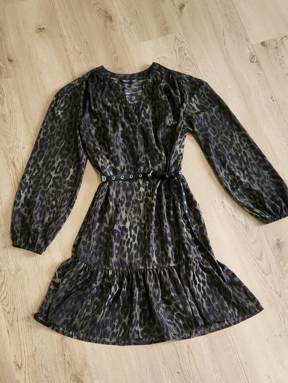 Simply Vera Vera Wang Leopard Print Long Sleeve Dress With Belt NWOT